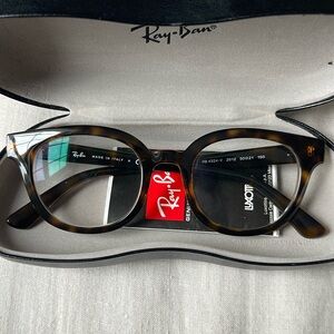Authentic Ray-Ban almost like new eyeglass frame tortoise RB 4324-v 2012 50-21